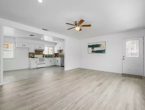 1710 4th St, Sanger, CA 93657 photo 5