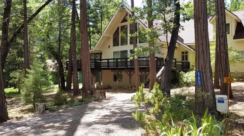 585 Linder Dr, Springville, CA 93265 photo 2
