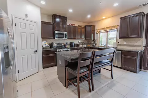 3944 E Seeger Ave, Visalia, CA 93292 photo 16