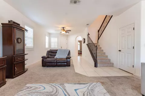 3944 E Seeger Ave, Visalia, CA 93292 photo 8