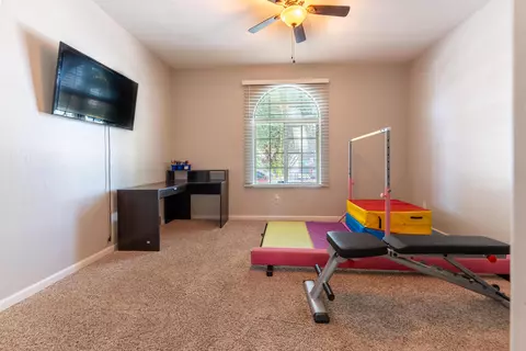 3944 E Seeger Ave, Visalia, CA 93292 photo 21