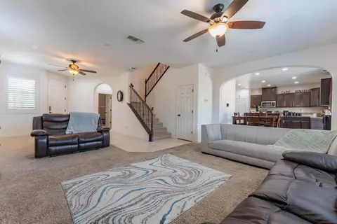 3944 E Seeger Ave, Visalia, CA 93292 photo 7