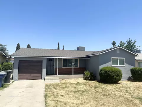 866 N F St, Tulare, CA 93274