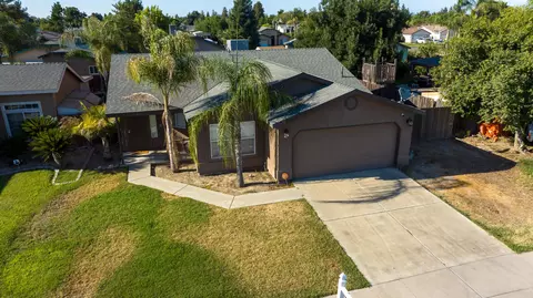 1918 Hatch Ave, Tulare, CA 93274