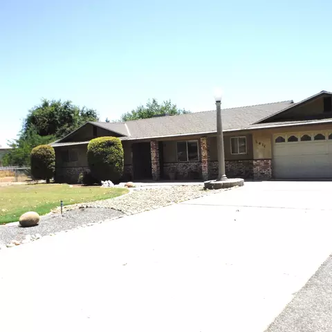 1411 E Walnut Ave, Visalia, CA 93292