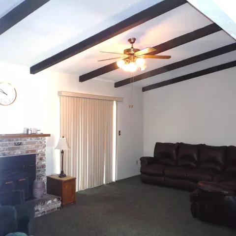 1411 E Walnut Ave, Visalia, CA 93292 photo 3