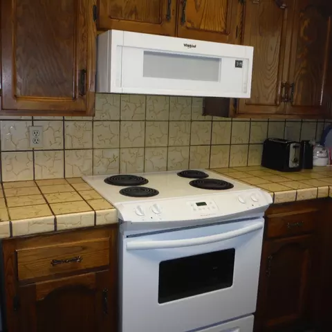 1411 E Walnut Ave, Visalia, CA 93292 photo 7