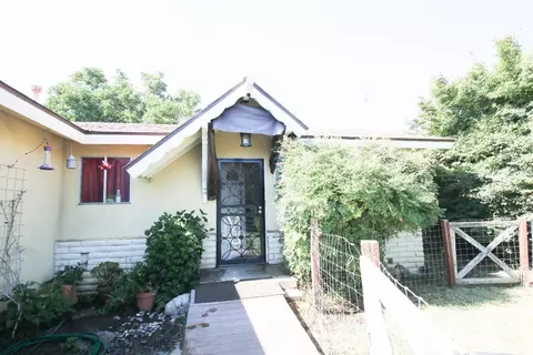 730 W Palm Ave, Reedley, CA 93654