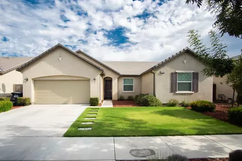 6338 W Prospect Ave, Visalia, CA 93291
