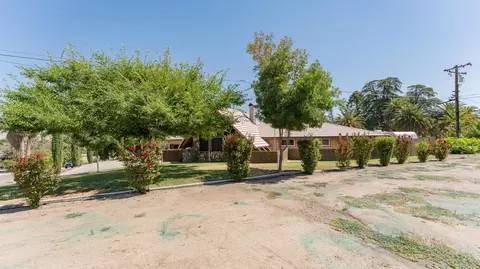40 N Corona Dr, Porterville, CA 93257