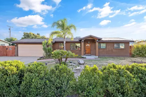 2739 N Giddings St, Visalia, CA 93291
