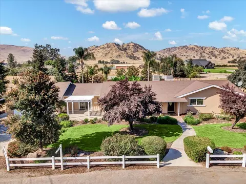 37837 Road 200, Woodlake, CA 93286