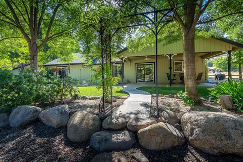 40841 Grouse Dr, Three Rivers, CA 93271 photo 17