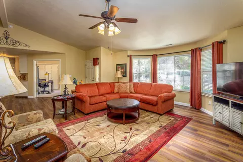 40841 Grouse Dr, Three Rivers, CA 93271 photo 5