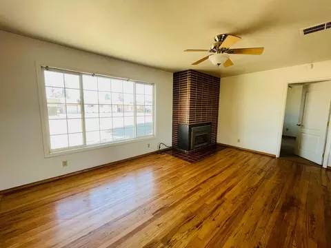 1708 E Cheryl Ln, Tulare, CA 93274 photo 7