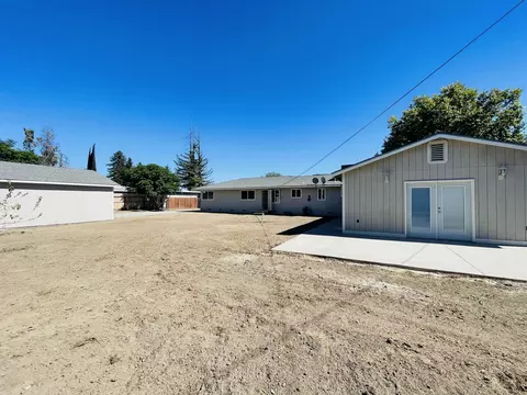 1708 E Cheryl Ln, Tulare, CA 93274 photo 25