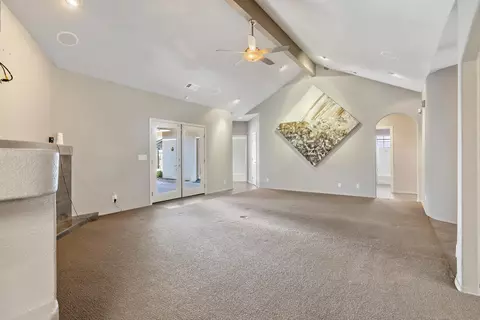 1441 E Laura Ct, Visalia, CA 93292 photo 18