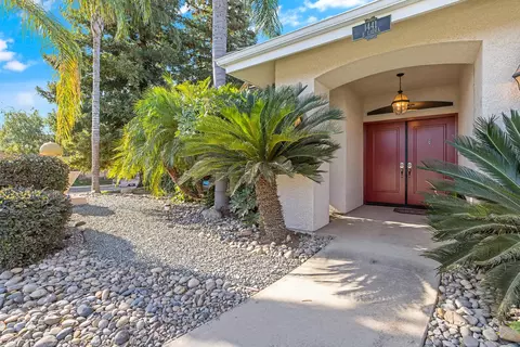 1441 E Laura Ct, Visalia, CA 93292 photo 12