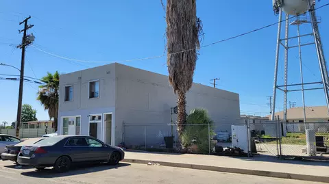 216 Compton Ave, Pixley, CA 93256 photo 2