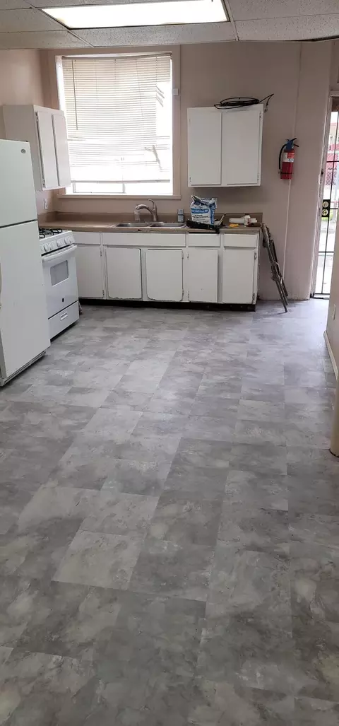216 Compton Ave, Pixley, CA 93256 photo 9