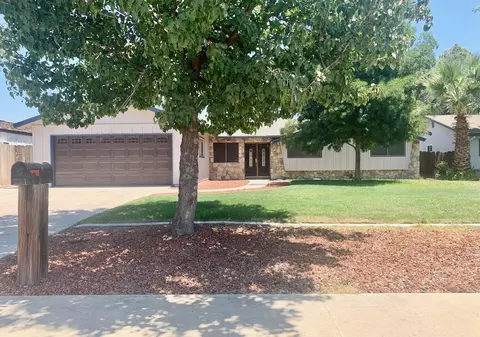 2538 S Dollner St, Visalia, CA 93277