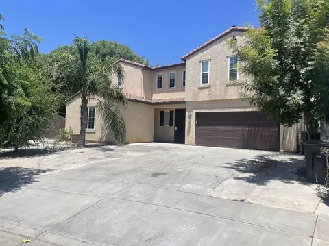 5802 W Ceres Ave, Visalia, CA 93291