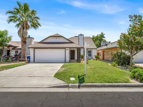 2544 N Selland Ave, Fresno, CA 93722