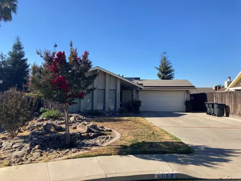 3024 W Orchard Ave, Visalia, CA 93277
