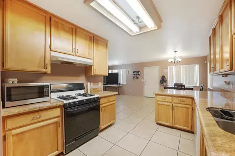 1817 Estes Ave, Corcoran, CA 93212 photo 9