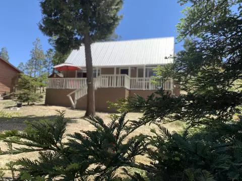 41450 NE Acorn Rd, Auberry, CA 93602