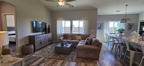 321 Hampton St, Exeter, CA 93221 photo 4