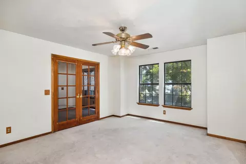 244 E Wilson Ave, Tulare, CA 93274 photo 10