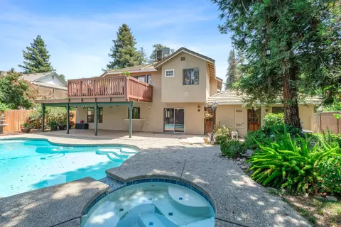 244 E Wilson Ave, Tulare, CA 93274 photo 28