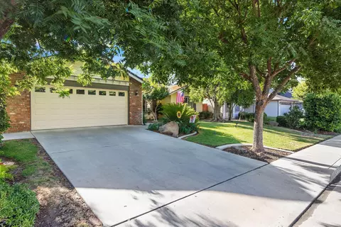 505 Lone Oak Ct, Exeter, CA 93221