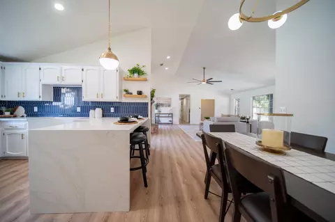 5836 W School Ave, Visalia, CA 93291