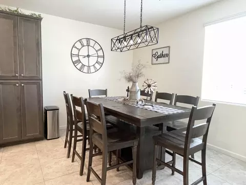 951 E Mesa Ct, Visalia, CA 93292 photo 6
