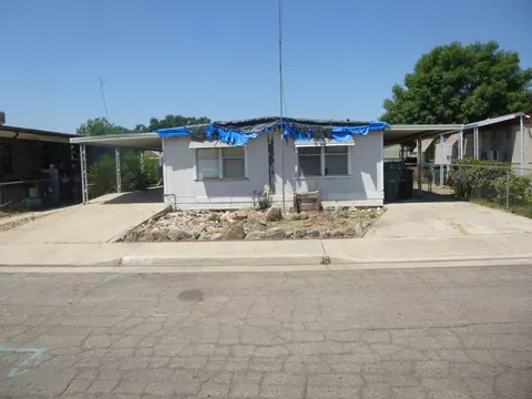 763 S Avery Ave, Farmersville, CA 93223