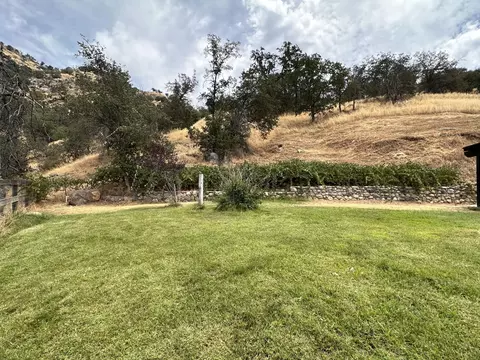 44335 Dinely Dr, Three Rivers, CA 93271 photo 20