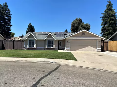 5226 W Howard Ct, Visalia, CA 93277