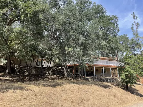 43352 Alta Acres Dr, Three Rivers, CA 93271