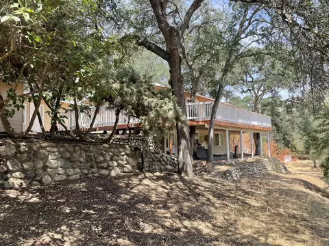 43352 Alta Acres Dr, Three Rivers, CA 93271 photo 2