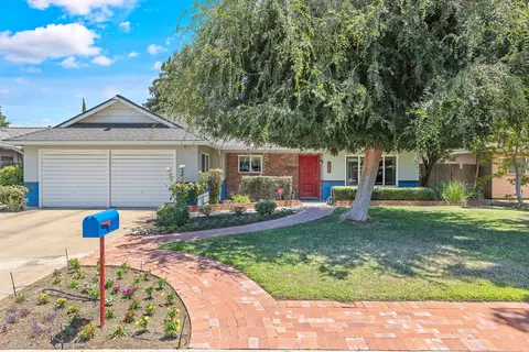 2704 S Dayton St, Visalia, CA 93277