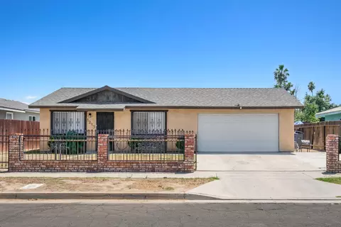 1213 W Myers Ave, Fresno, CA 93706