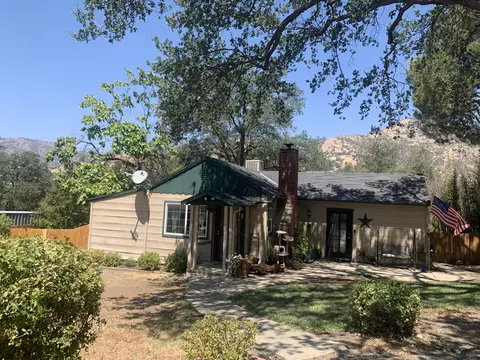 43256 Sunset Dr #3, Three Rivers, CA 93271