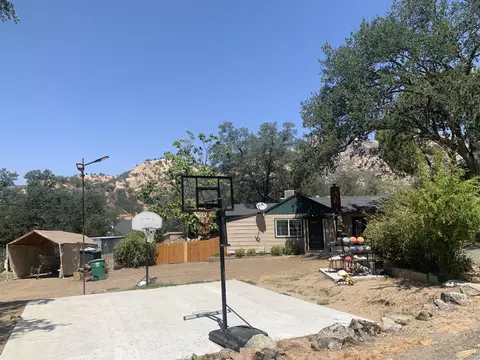43256 Sunset Dr #3, Three Rivers, CA 93271 photo 7