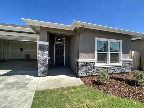 552 W Joan Ave, Porterville, CA 93257