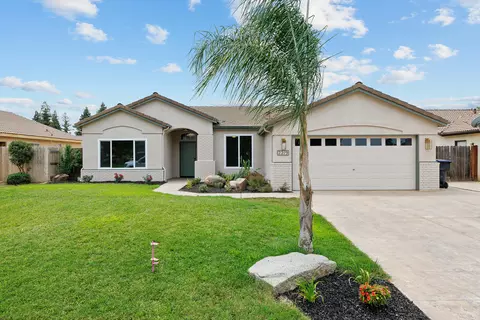 2219 W Clinton Ave, Visalia, CA 93291