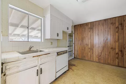 502 S E St, Tulare, CA 93274 photo 25