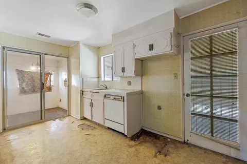 502 S E St, Tulare, CA 93274 photo 24