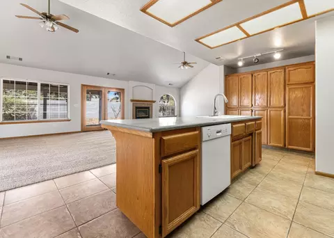 2316 School Ct, Visalia, CA 93292 photo 14